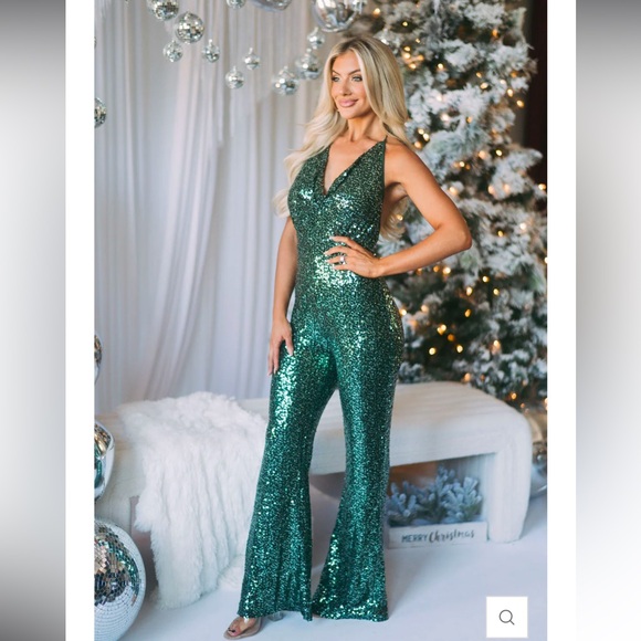 Green Sequin Jumpsuit. M. NWT - Picture 1 of 16